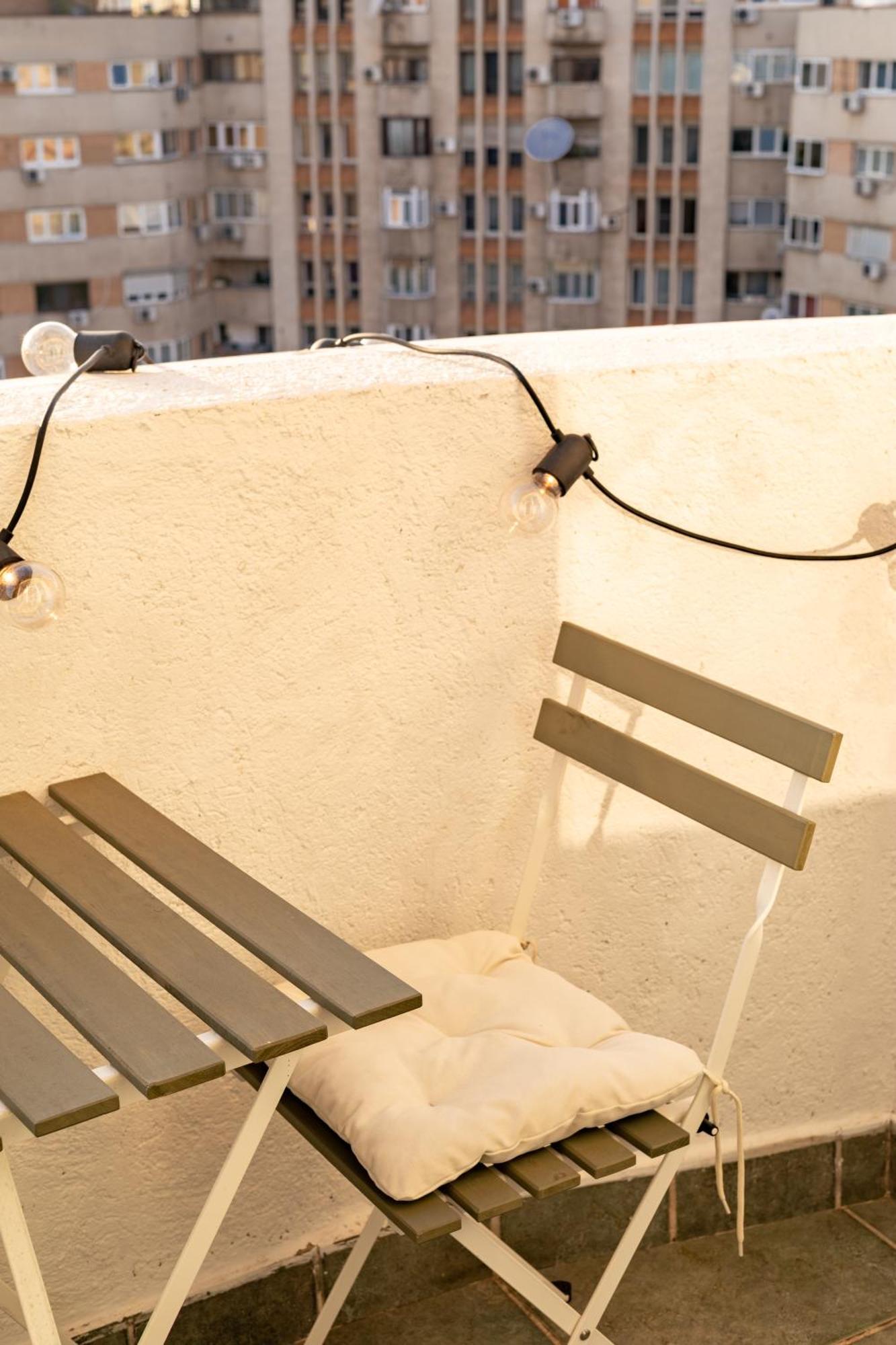 Bird Nest 2 Room Apartment Bucharest Exterior photo
